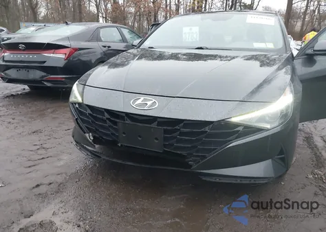 2022 Hyundai Elantra Sel z USA, uszkodzony, nr VIN 5NPLS4AG9NH071976